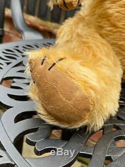 Gorgeous Big Cuddly Golden Mohair Chiltern Hugmee Teddy Bear 24