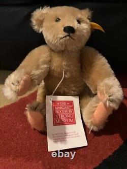 NEW Steiff Margaret Woodbury Strong Museum Jointed Mohair Teddy Bear #404597