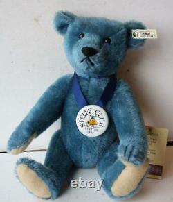 Steiff Teddy Bear 1994 Steiff Club Limited Edition Blue Ceramic Medal Growler