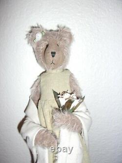 Vivian by Francisco Carreno Stewart 16 Mohair Teddy Bear Signed by Artist #1/6