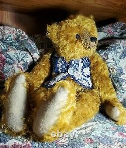 WILLOW, Vintage Hand Made Teddy Bear by PAT MURPHY, Mohair, Original Hang Tag
